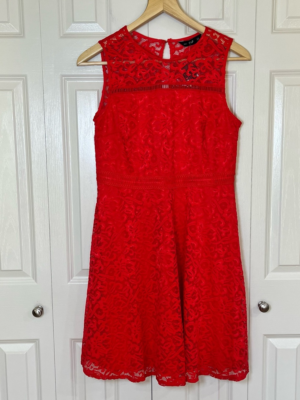 Red All Over Floral Lace Sleeveless Fit & Flare Dress Size 10 New With Tag